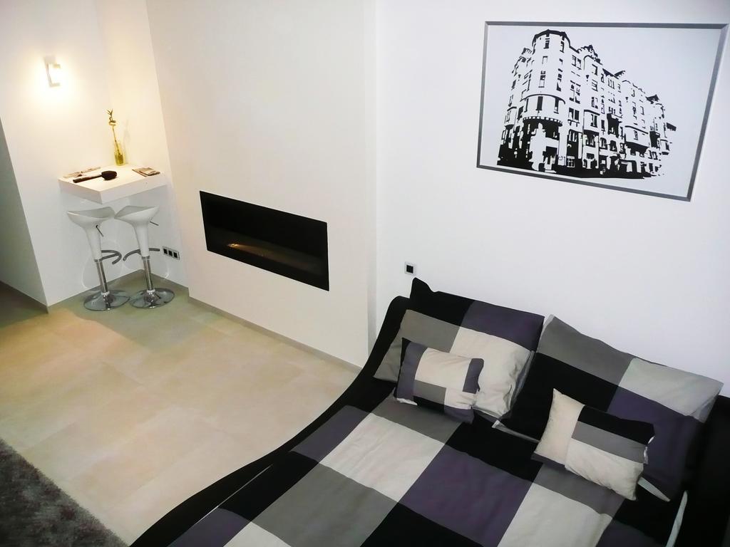 In The City Budapest Apartments Habitación foto
